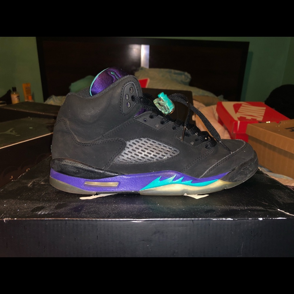 Air Jordan 5 “Black Grape”